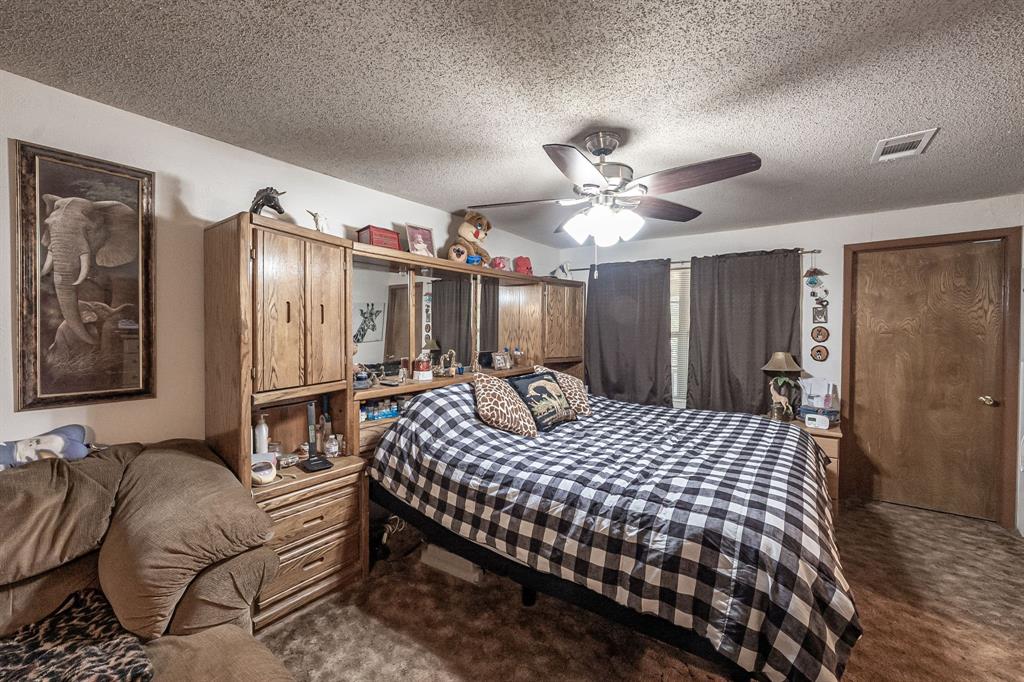 377 Fm 1521 Property Photo 23