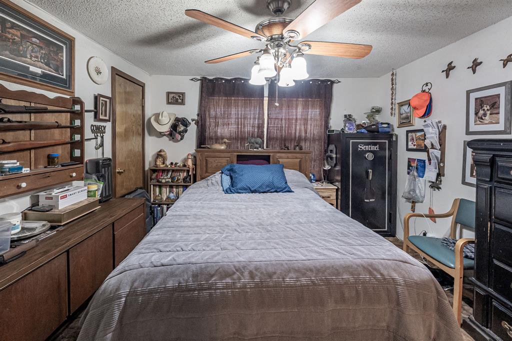 377 Fm 1521 Property Photo 27