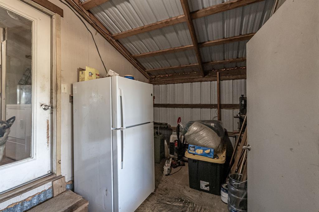 377 Fm 1521 Property Photo 33