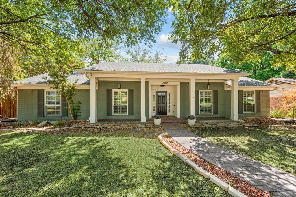12450 Wood Manor Circle Property Photo 6