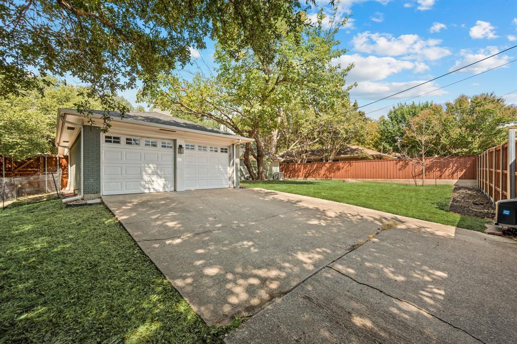 12450 Wood Manor Circle Property Photo 25