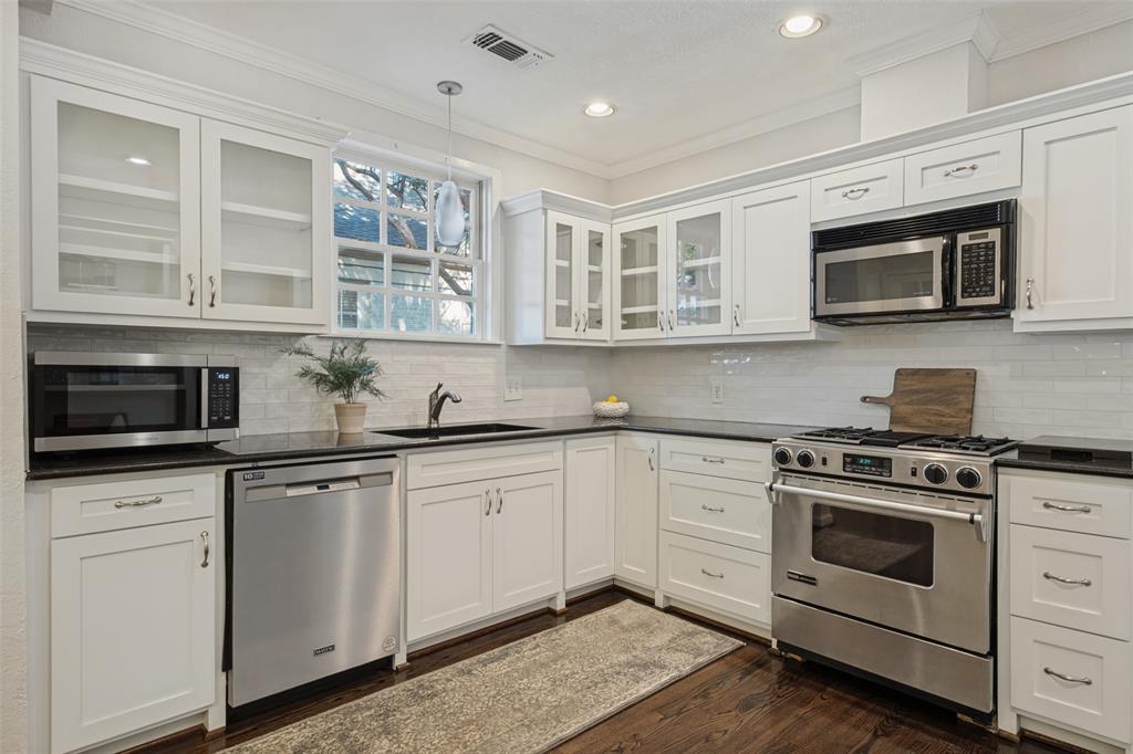 5838 Morningside Avenue Property Photo 8
