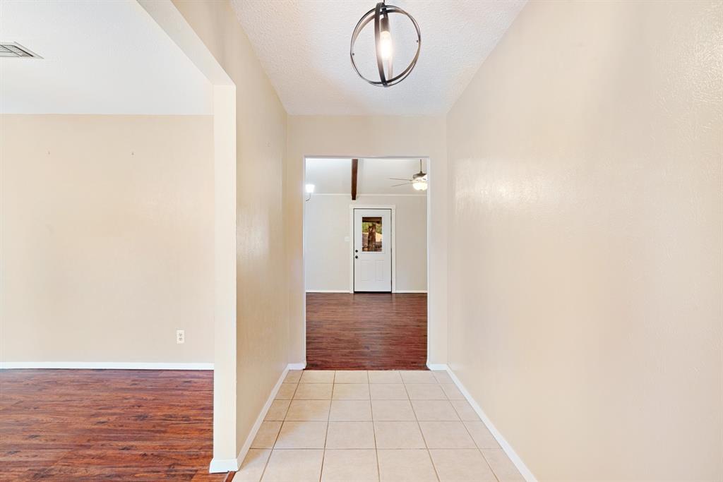 370 32nd Street Property Photo 4