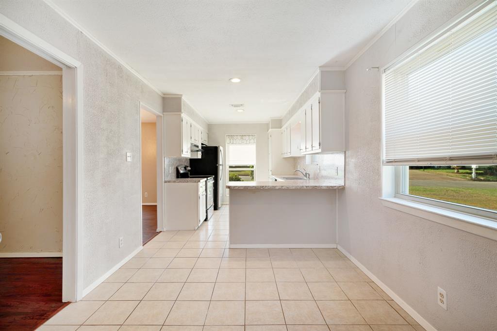370 32nd Street Property Photo 6