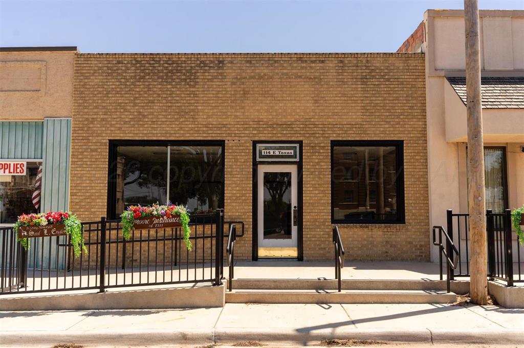 114 E Texas Avenue