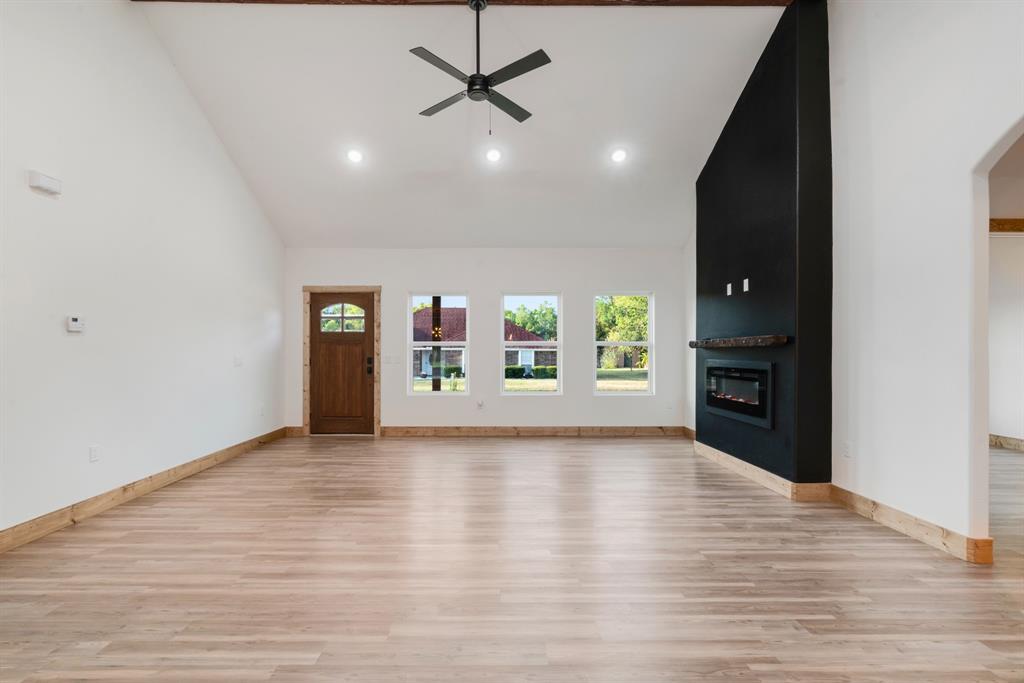175 Helena Drive Property Photo 8