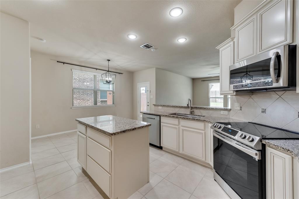 5610 Stockport Drive Property Photo 1