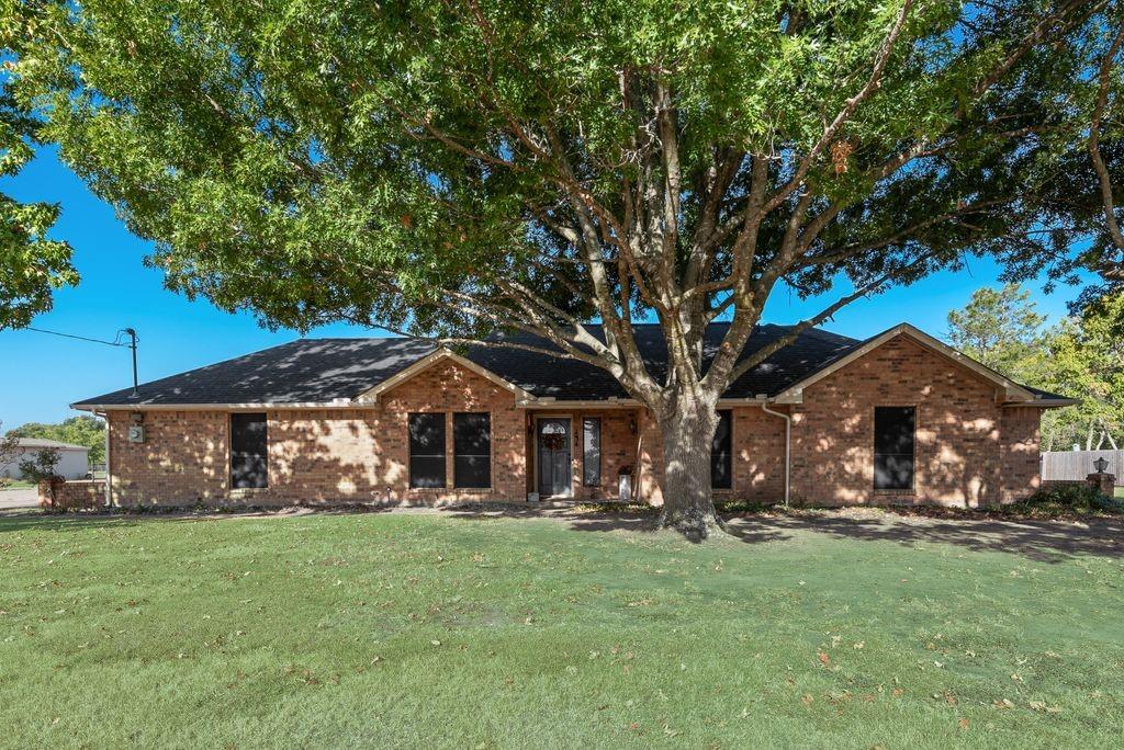134 Deborde Circle Property Photo 1