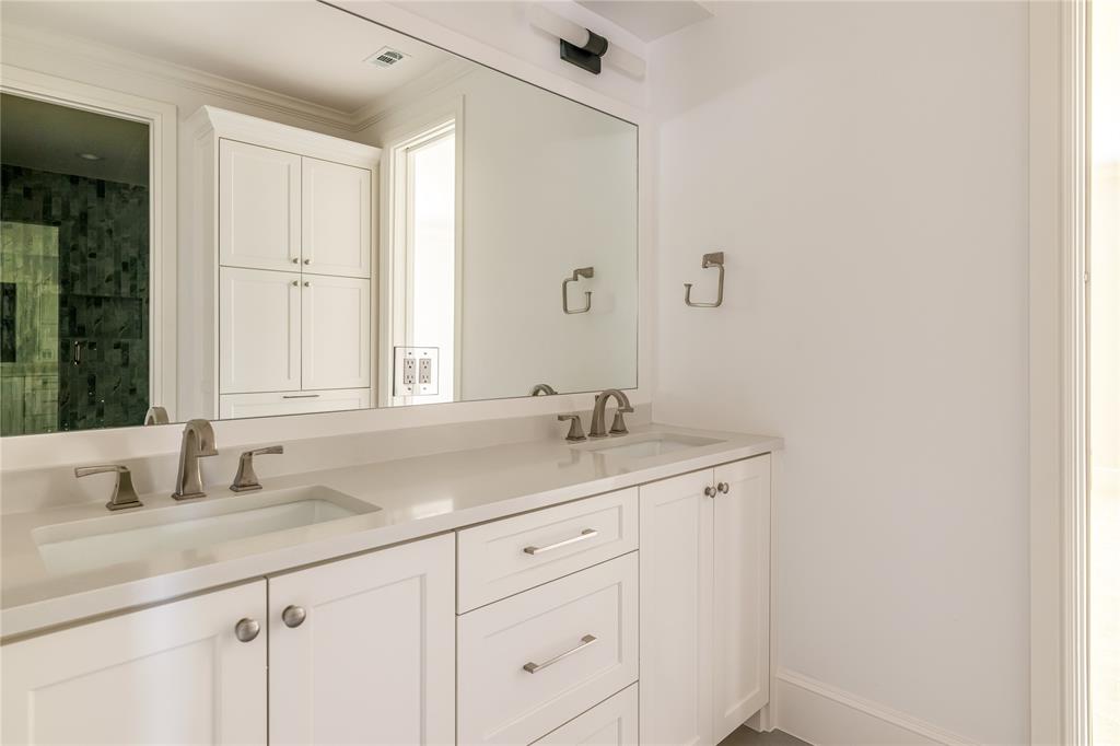 7110 Robin Road Property Photo 23