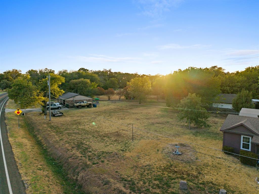 309 W Sherman Drive Property Photo 4