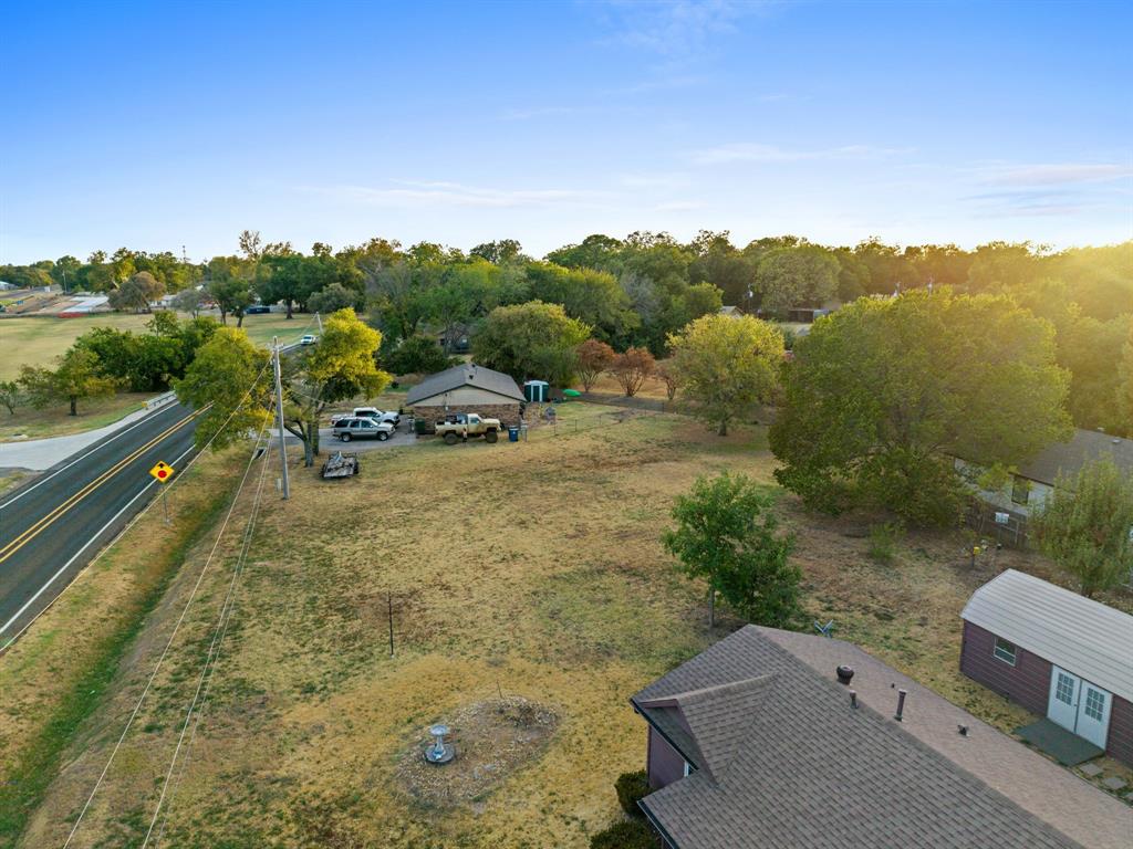 309 W Sherman Drive Property Photo 5