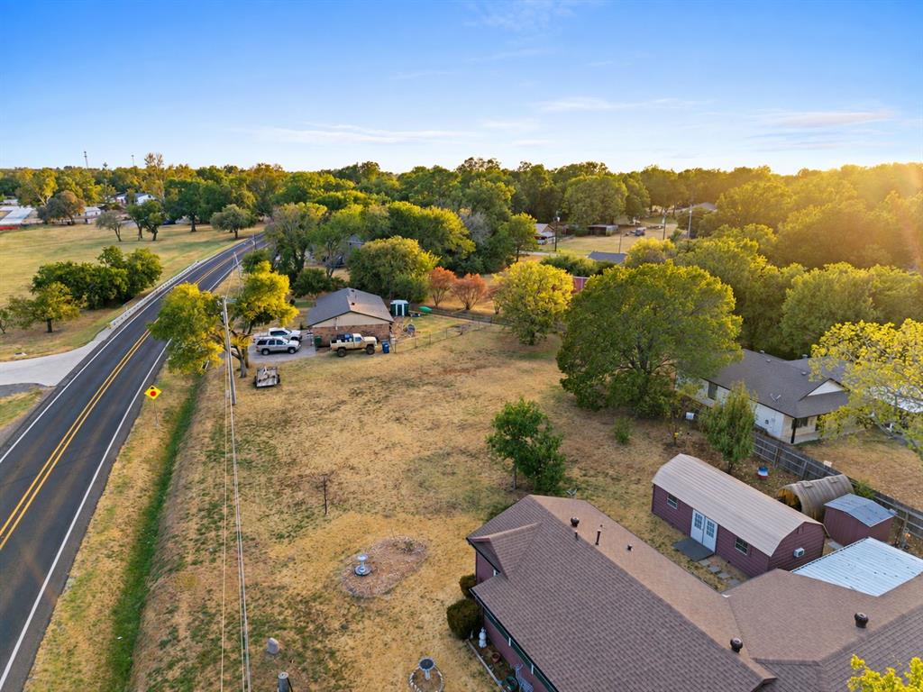 309 W Sherman Drive Property Photo 6