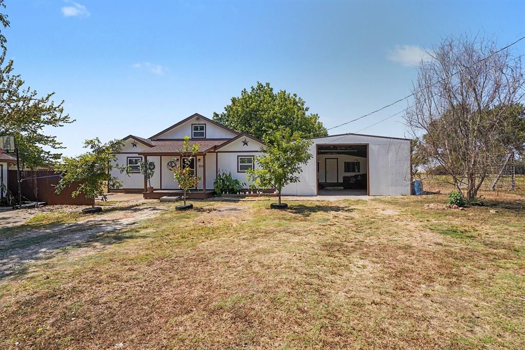 205 Davis Ranch Road Property Photo 1
