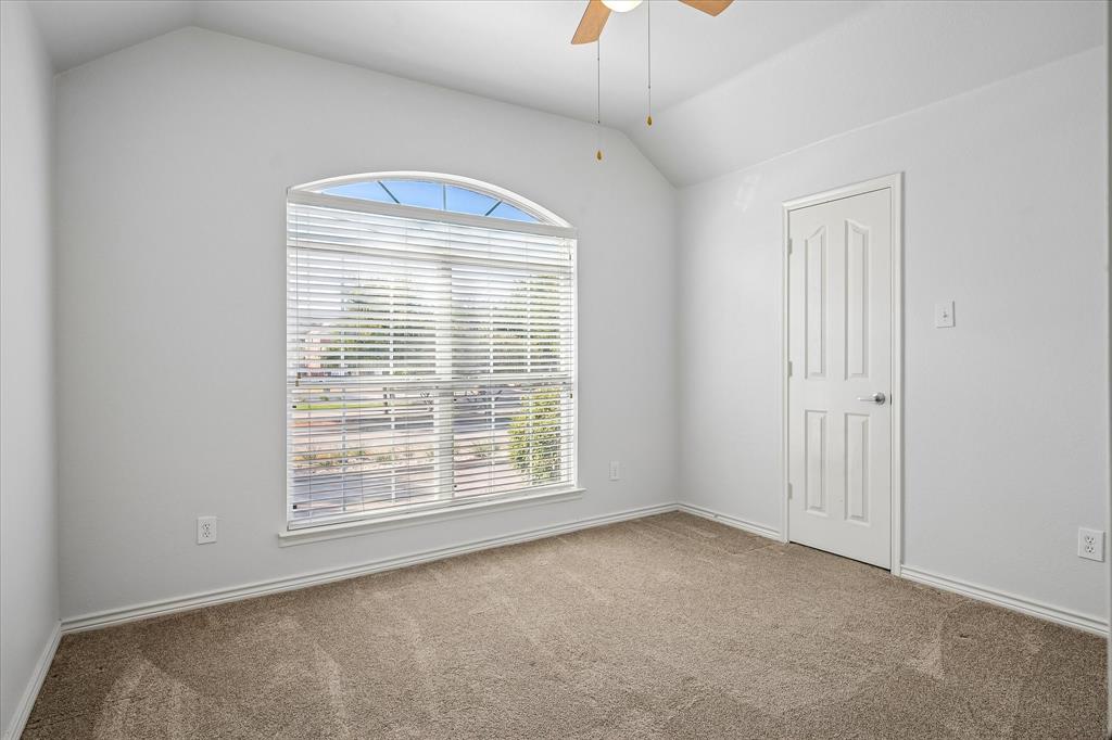 8016 Silverado Trail Property Photo 19