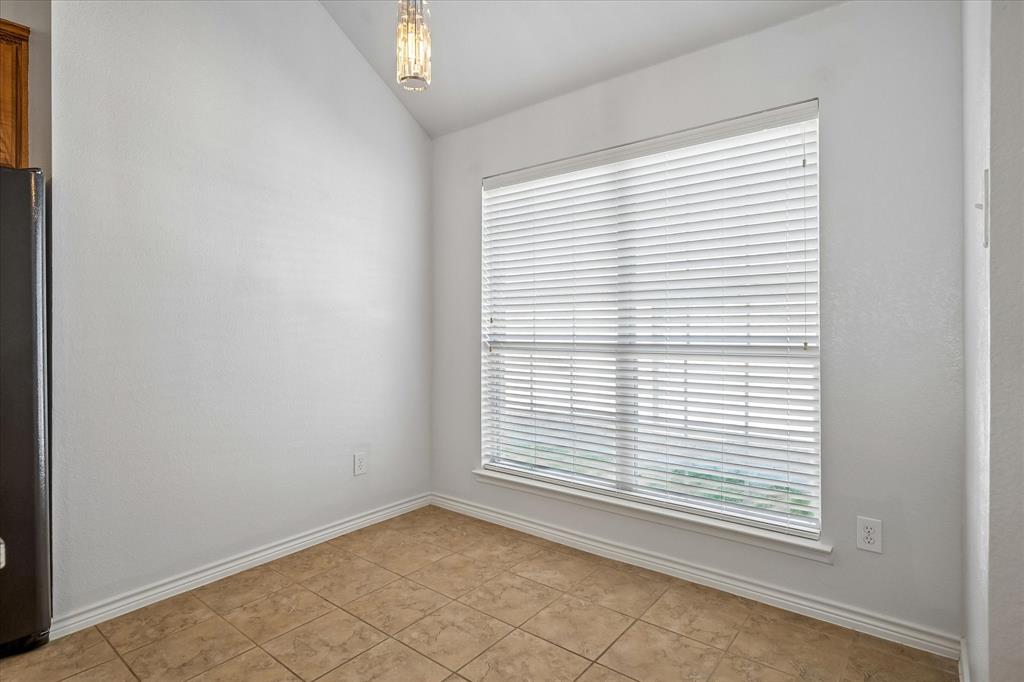 8016 Silverado Trail Property Photo 23