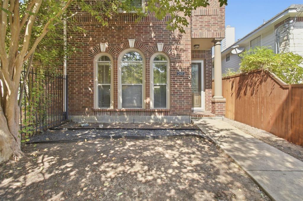 2407 Knight Street Property Photo 1