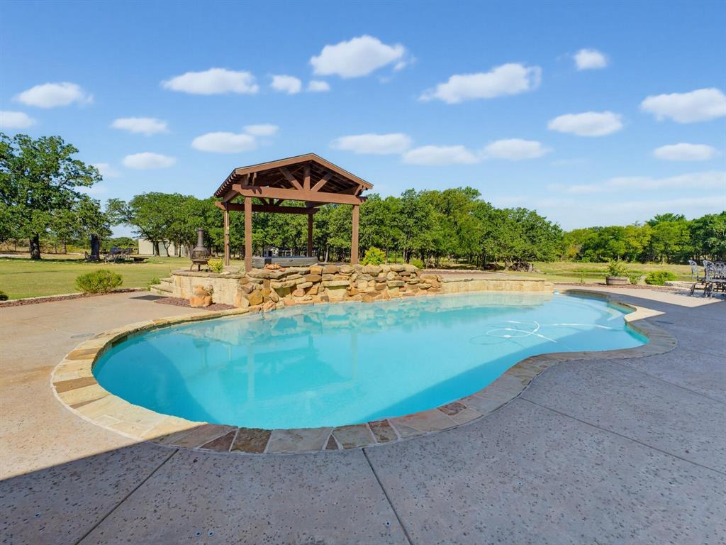 4163 Fm-730 Property Photo 7
