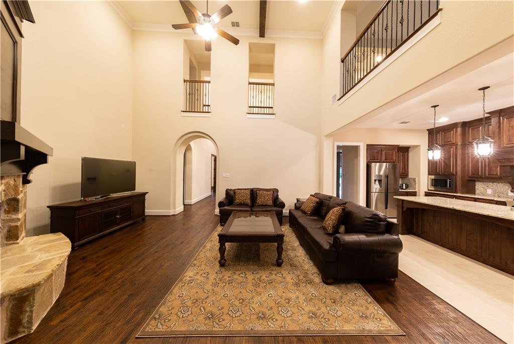 879 Grassy Shore Court Property Photo 11
