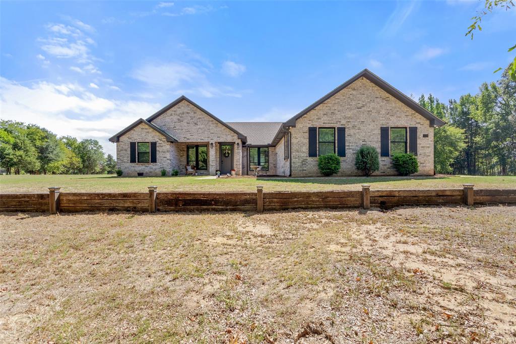 129 County Road 4847 Property Photo 1