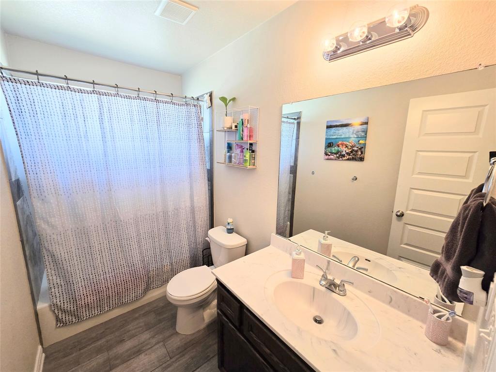 315 Boxer Street Property Photo 8