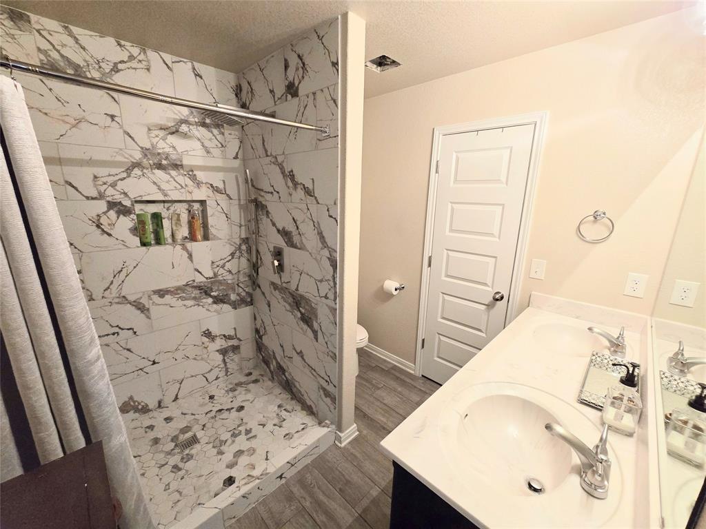 315 Boxer Street Property Photo 10