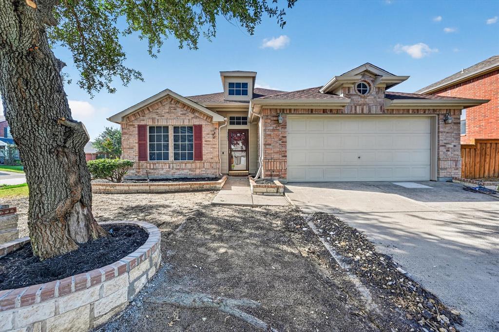 3203 Yeltes Property Photo 1