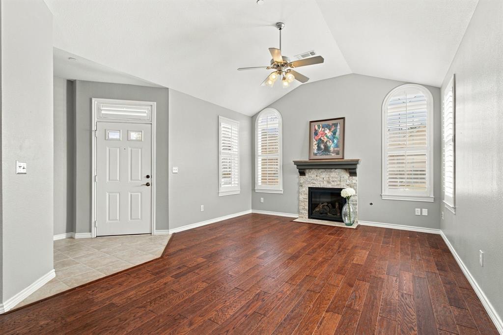 2601 Marsh Lane 293 Property Photo 5