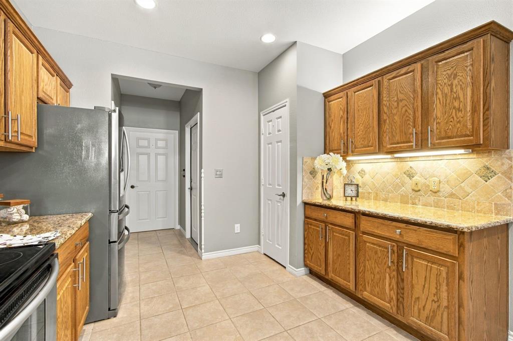2601 Marsh Lane 293 Property Photo 13