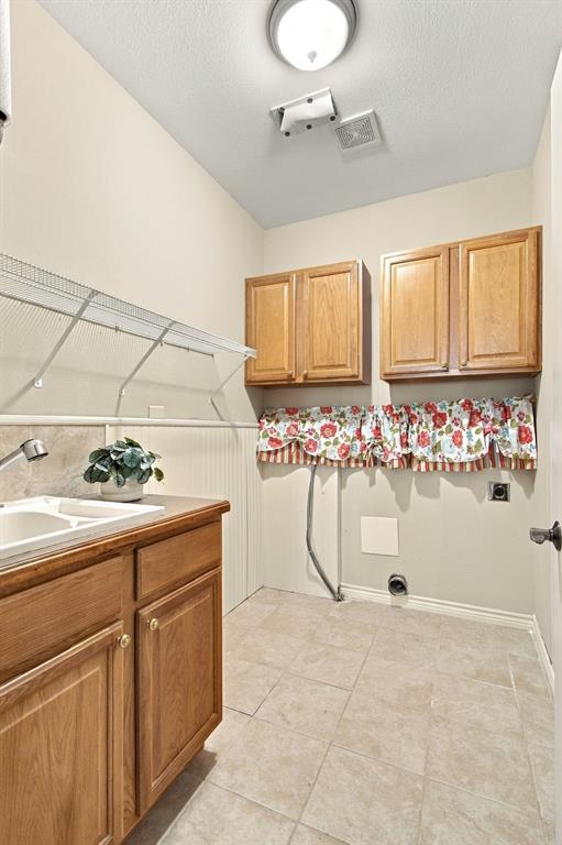 2601 Marsh Lane 293 Property Photo 20