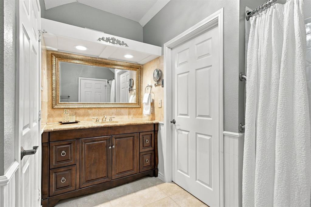 2601 Marsh Lane 293 Property Photo 24
