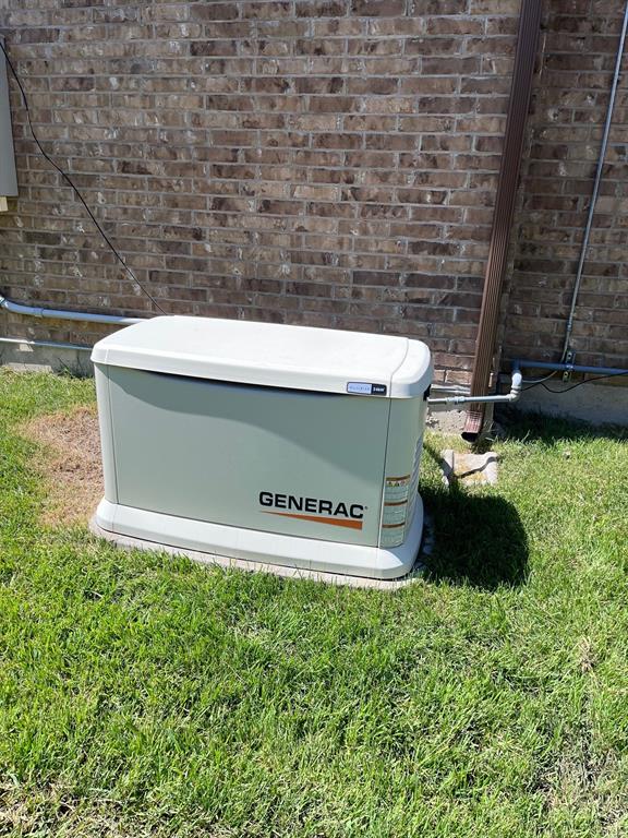 6928 Bent Spur Drive Property Photo 4