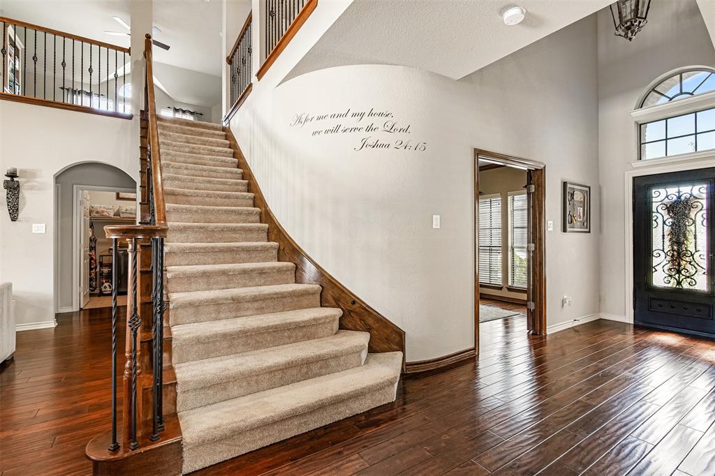 6928 Bent Spur Drive Property Photo 10
