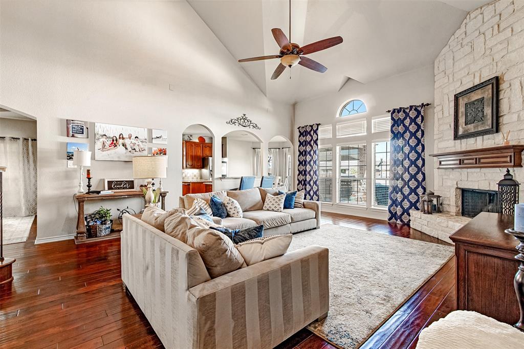6928 Bent Spur Drive Property Photo 13