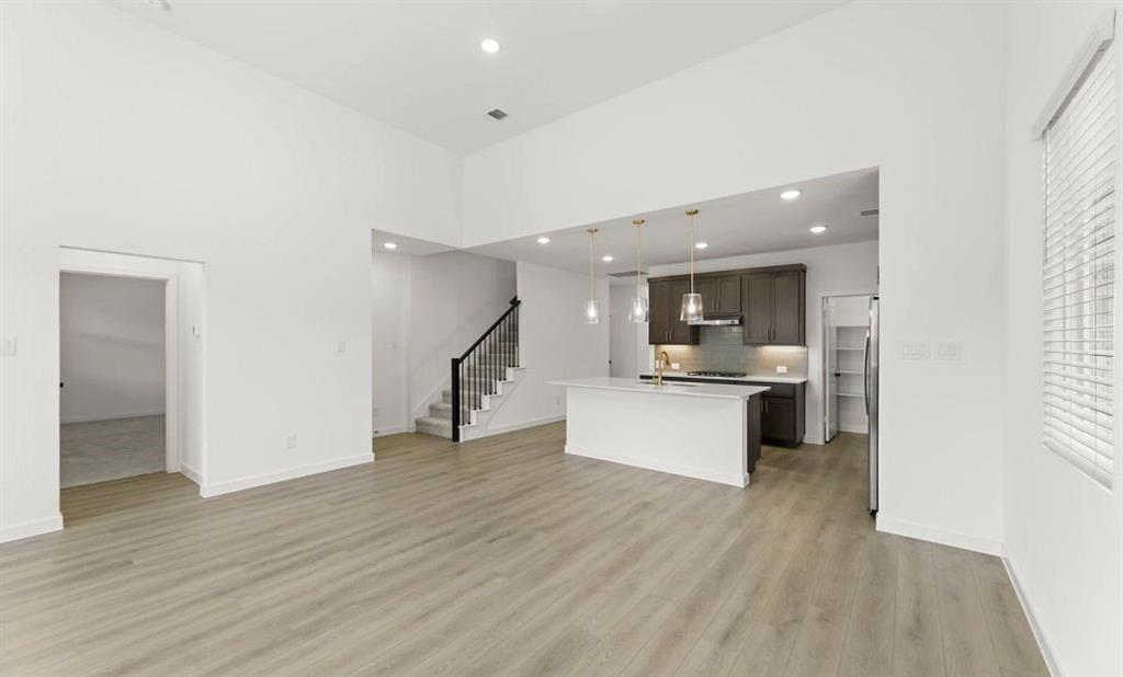 637 Tyronza Drive Property Photo 6