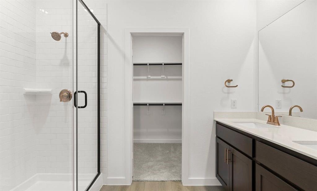 637 Tyronza Drive Property Photo 14