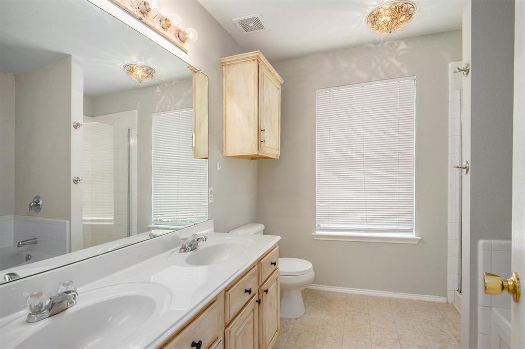 4225 Silverwood Trail Property Photo 13