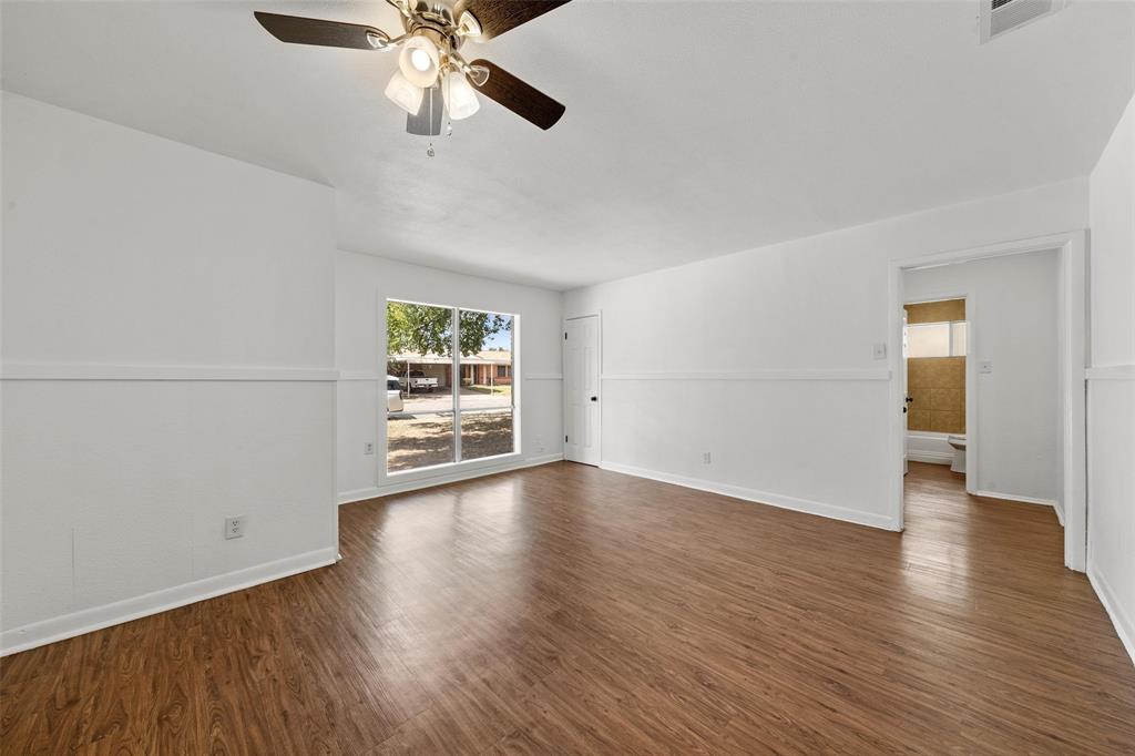 3812 Acree Street Property Photo 3
