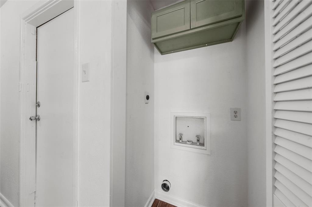 3812 Acree Street Property Photo 10