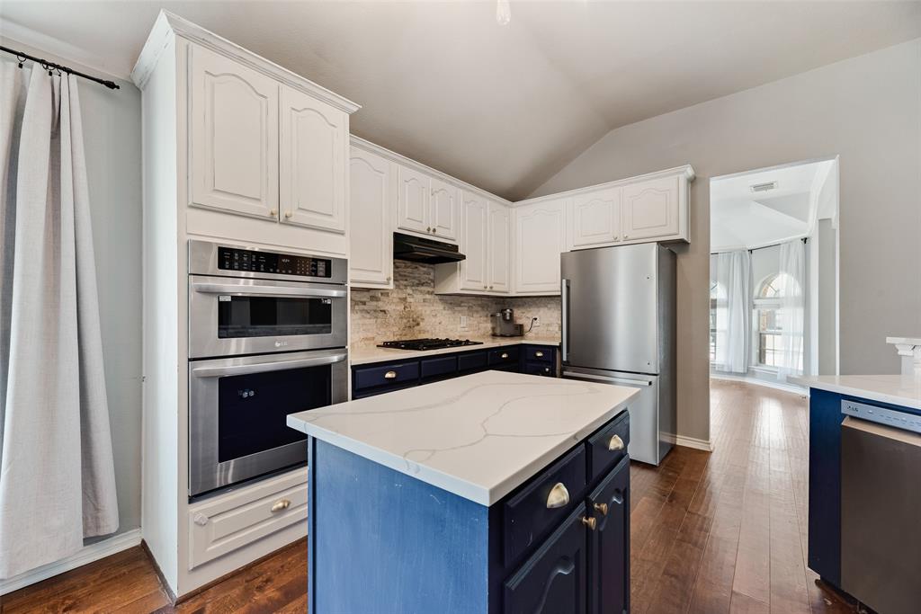 349 Apache Trail Property Photo 10