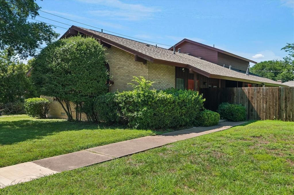 13203 Kit Lane 13203-13205 Property Photo 1