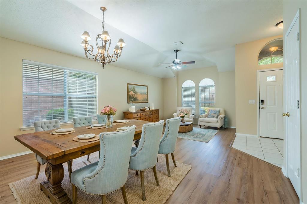 1828 Newton Drive Property Photo 2