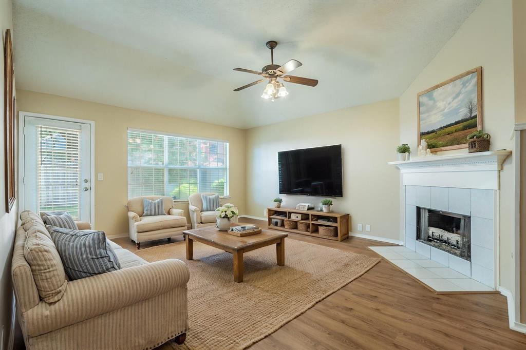 1828 Newton Drive Property Photo 6