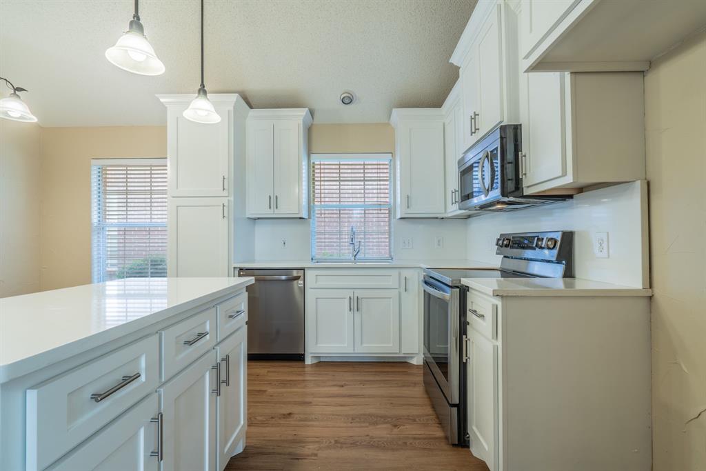 1828 Newton Drive Property Photo 12