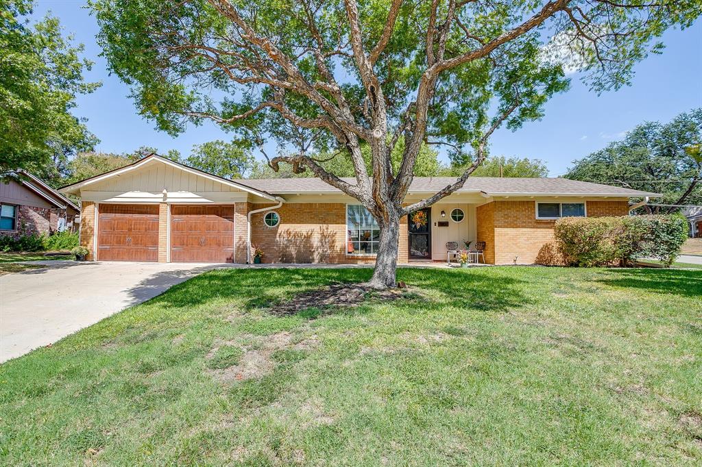 4413 Angus Drive Property Photo 1