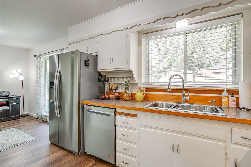 4413 Angus Drive Property Photo 12