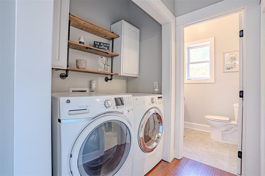703 W College Street Property Photo 19