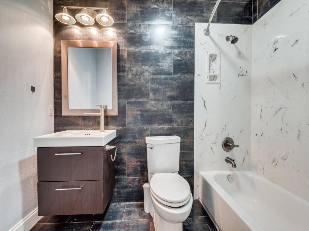 9520 Ash Creek Drive Property Photo 17