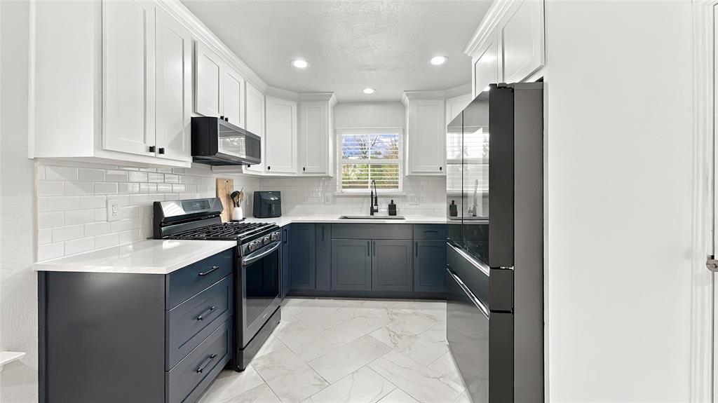 1800 Lexington Place Property Photo 8