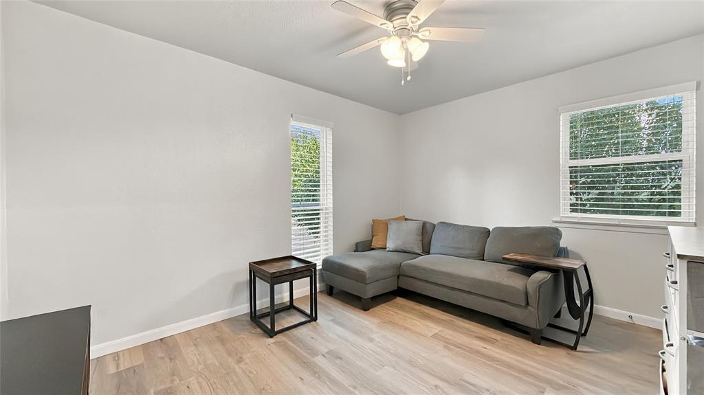 1800 Lexington Place Property Photo 18