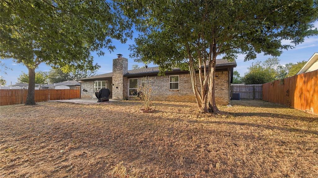1800 Lexington Place Property Photo 26